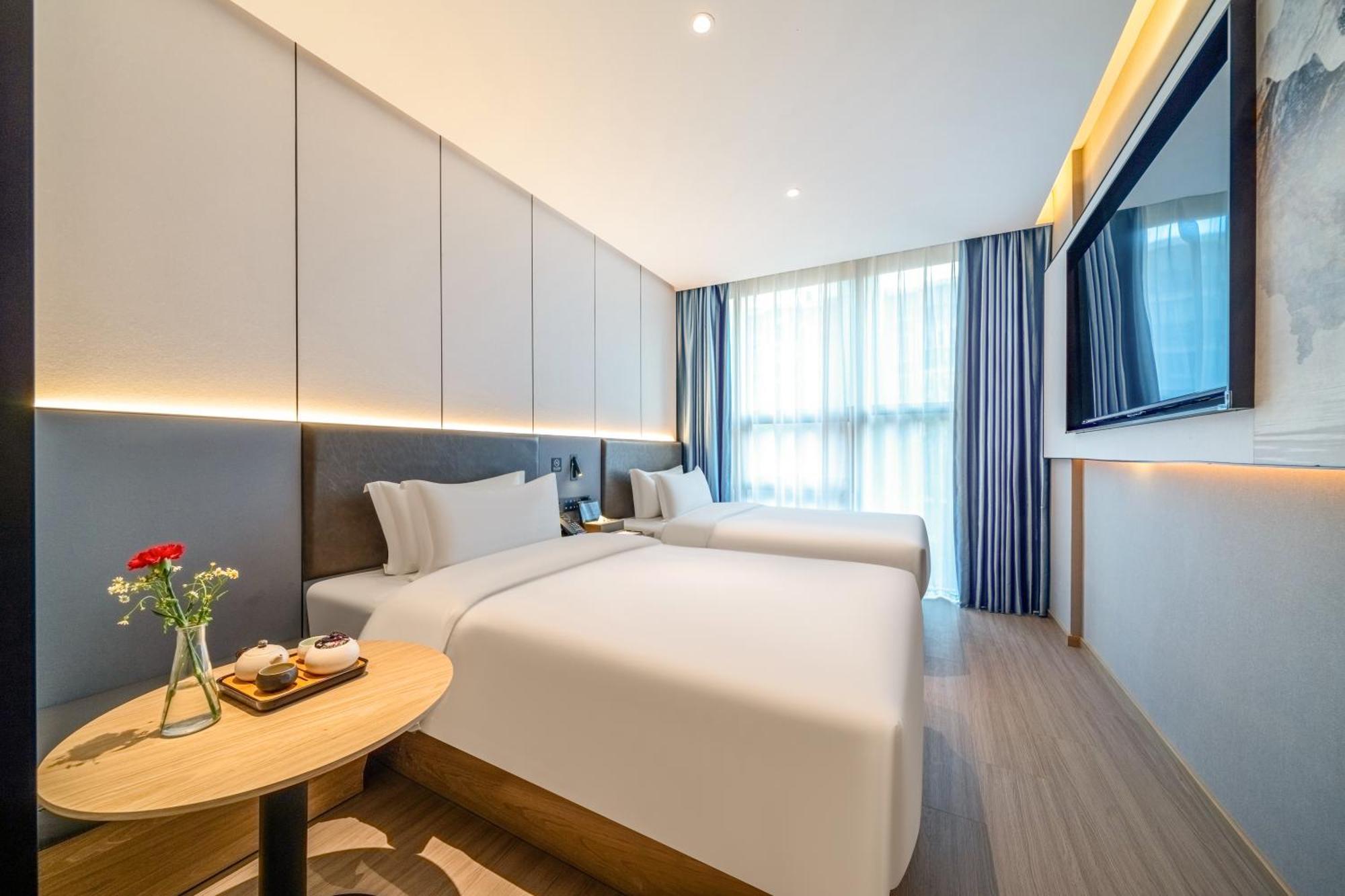 Hotel Waiting Wujiaochang Huangxing Road Branch